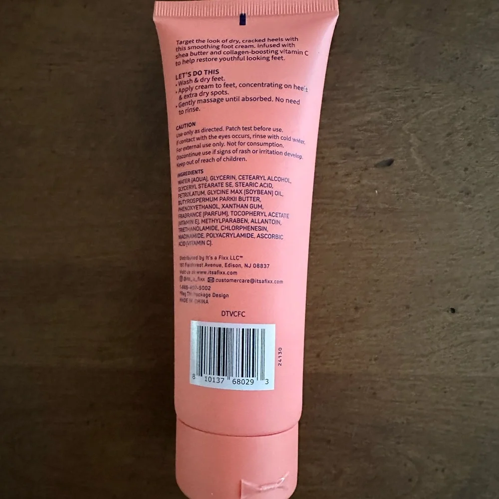 🌵 3/$15 Spascentials Repair smoothing foot cream with vitamin C and Shea Butter